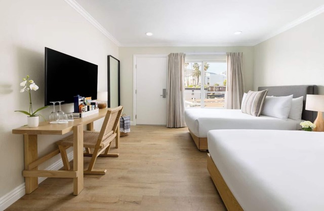 Relax in a Beachfront Room with Outdoor Pools, and Nearby Art Galleries