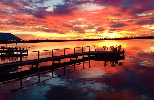 Relax / reloj de sol y los pájaros sobre el lago, entre Lc Placid y Sebring