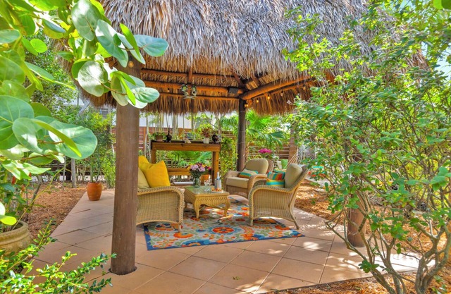 Vida relajada en la playa: 1 cama / 1 baño con jardín privado