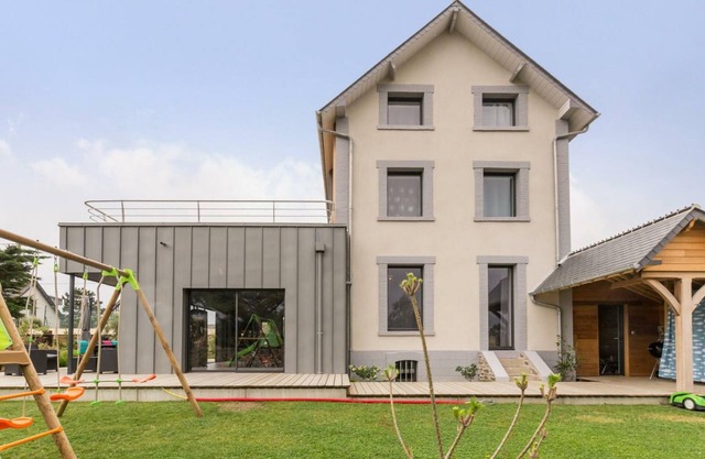 Villa familiar renovada con jardín, terraza y acceso a la playa en Barneville-Carteret