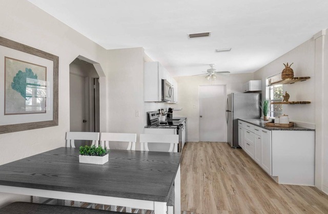 Renovated Home by Beach & Daytona Intl. Speedway
