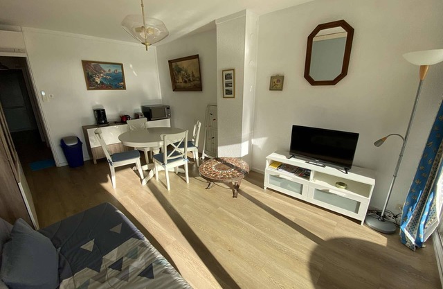 Residencia en el corazón del parque paisajístico de Sablettes
