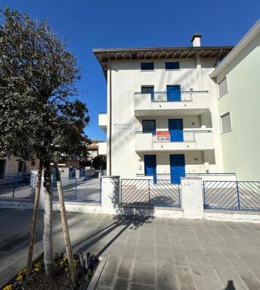 RESIDENCE STEFANIA Appartamenti piano terra - AGENZIA COCAL