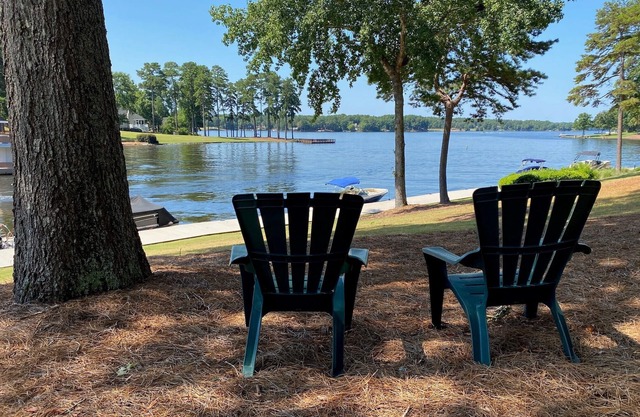 Reynolds Lake Oconee 2BR, 2BA renovado / redecorado
