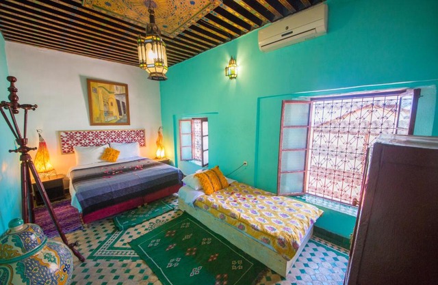 Riad Bouaanania
