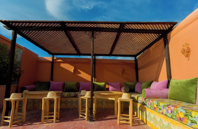 Riad Ikalimo 2