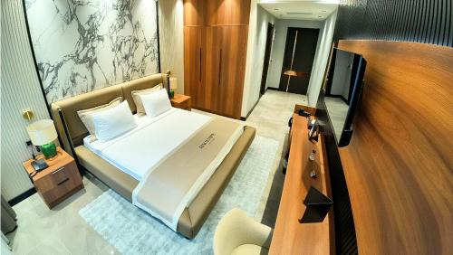 Risus Park Hotel & Restaurant