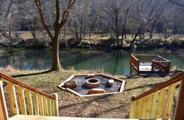 River Escape On The Toccoa