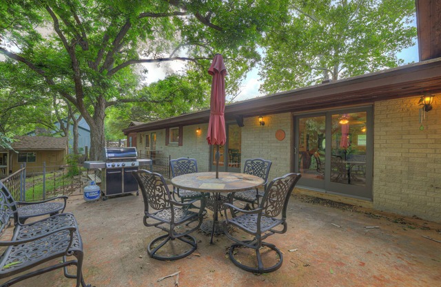 Riverfront Family Getaway on the Guadalupe