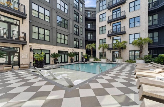 Riverside Retreat | 2BR w/Balcony & Pool Access!