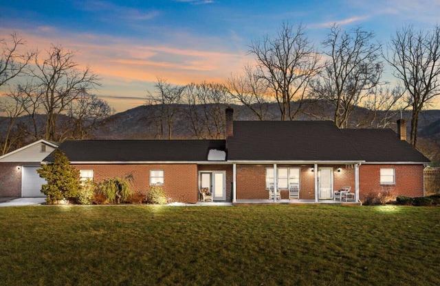 Riverside Retreat