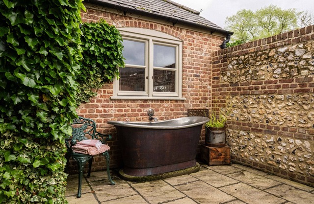 Romántico para dos personas con piscina cubierta y sauna en Dorset