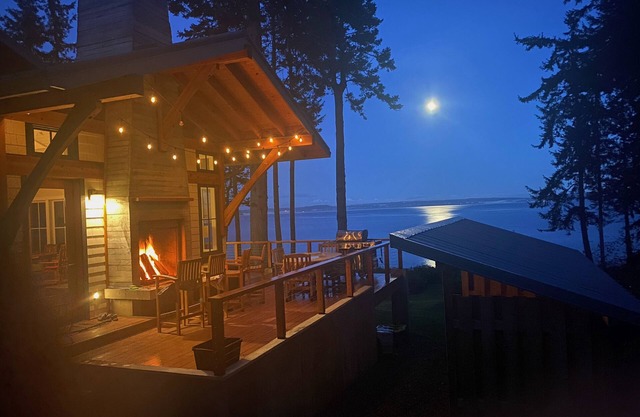 Escapada espectacular, privada y romántica frente al mar en Puget Sound - 4 plazas