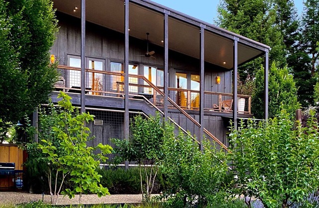 Casa de carruajes romántica y moderna del país del vino
