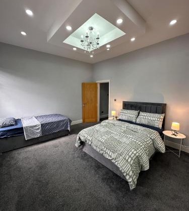 Room in Stockport Road