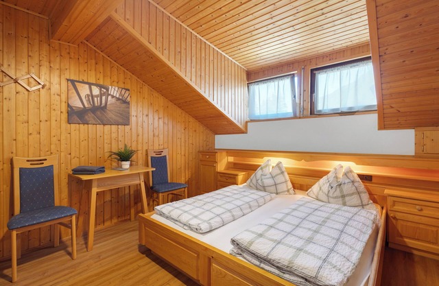 Habitación 'Pension Waldheim 8' con vistas a la montaña, jardín compartido y Wi-Fi