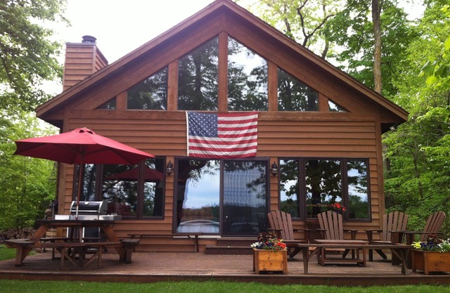 Habitación para relajarse en Big Wood Lake con opción de barco pontón. Disponible todo el año