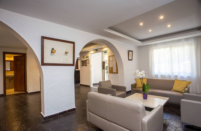 Royal Apart Hotel