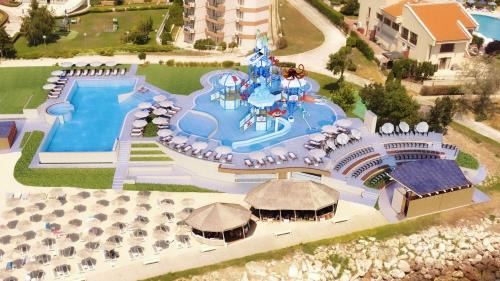 Royal Bay Resort & Aqua Park - All Inclusive and Free beach accsess