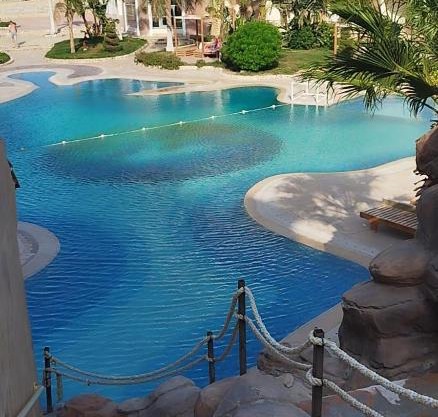 royal beach resort hurghada