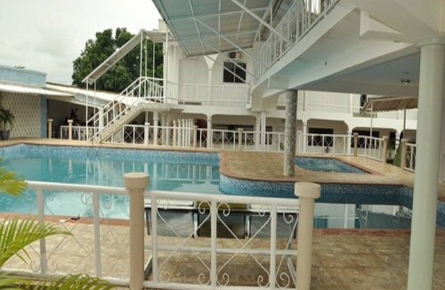 Royal Choice Inn