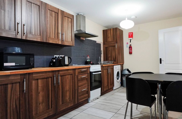 Royal Living Apartment