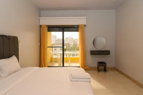Royal room in a spacious apartment