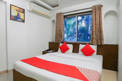 royal samrat inn