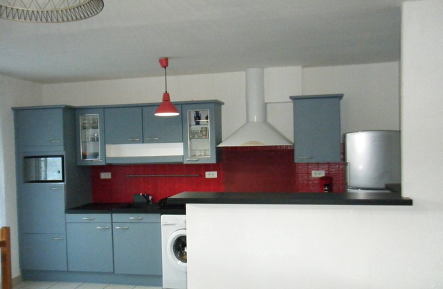 Royat T4 in quiet and wooded residence