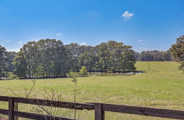 Rural Retreat: ‘Cypress Lake’ By Roosevelt St Park