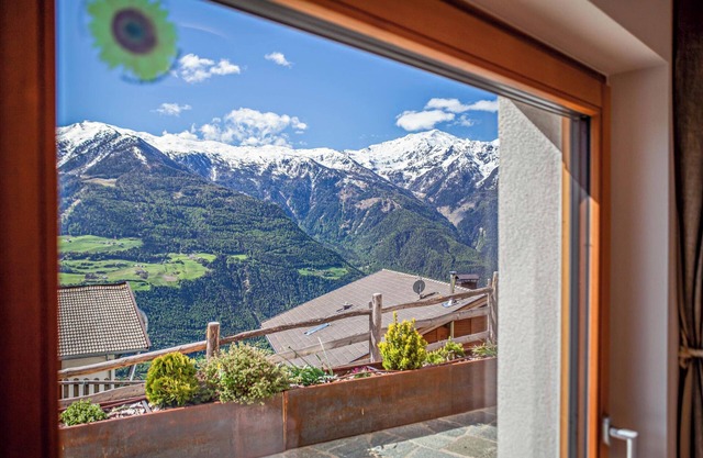 Apartamento rústico Vermoi en granja de montaña con terraza
