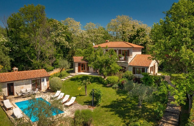 Villa Cehici by Villas Guide