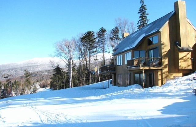 Saddleback Mountain 2BR lujo Ski-en condominio cerca de Rangeley