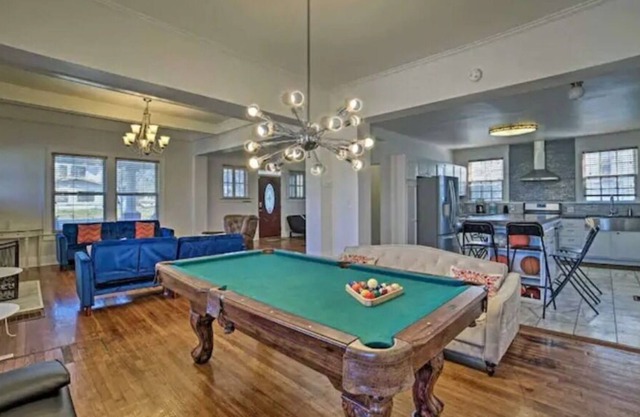🔥Safe, Spacious Uptown Pad Perfect 4 Large Groups❤️