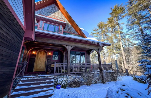 Sagamore Golf House|Wine Cellar|Movie Theater|15 beds|Hot Tub|Pet Friendly|