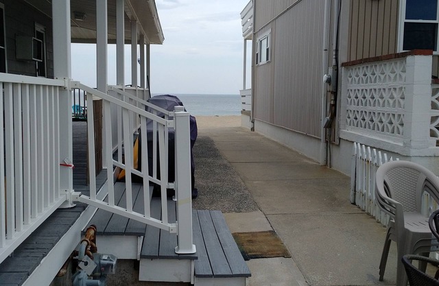 Playa de Salisbury Oceanside Cottage