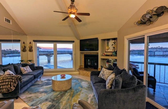 Condo del lago Hamilton de Sally. 💎 Raro encontrar! Disfrute de su estancia en la comodidad ...