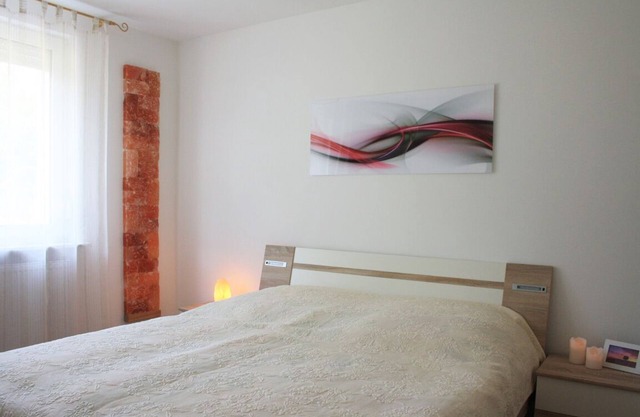 Apartamento de sal mariposa entre bosque y lago