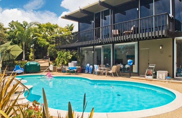 Piscina privada, Guest House cuenta con vistas!