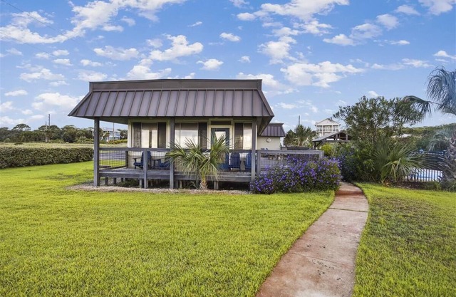 Sandpiper Cottage Ground Level Home