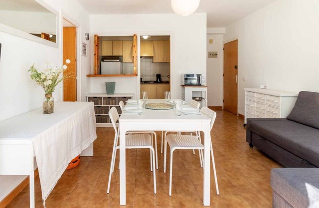SANT CARLES 25.2 - apartamento soleado con terraza