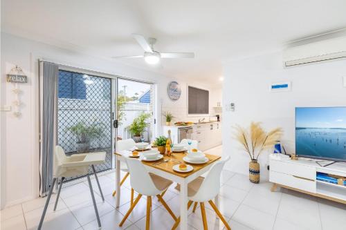 Sapphire Sands 1 52 Boulder Bay Rd air con Wi Fi Cot and Highchair