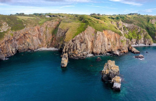 Sark Horizons