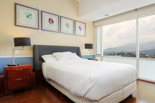 Scala Santa Fe, Modern Apt with Pool