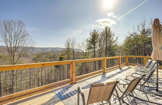 Scenic Mtn Views & Fire Pit: Modern Lenoir Retreat
