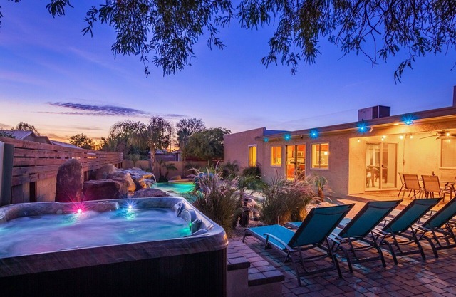 Scottsdalestays: Casa Royale Estate-9BR Multi-Million Dollar Resort Home