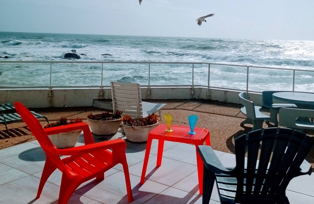 Sea Breeze VILLA above the waves (Sheets/Towels/Garage/gaz BBQ)