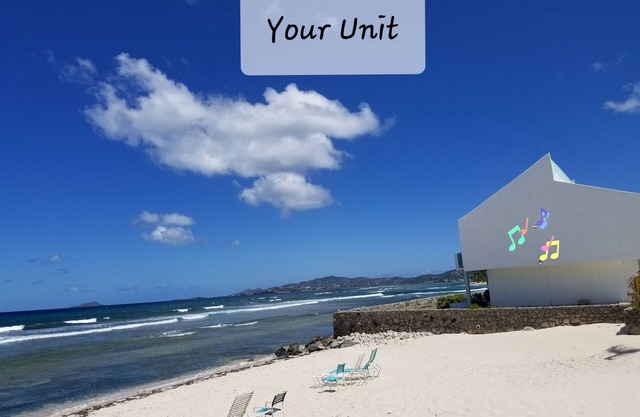 "MAR BESADO" - FRENTE AL MAR, DOS DORMITORIOS. ¡CONDO DE DOS BAÑOS EN LA PLAYA!