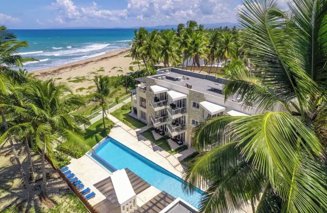 1 Bed Beach Front Condo Ground Floor in Cristamar