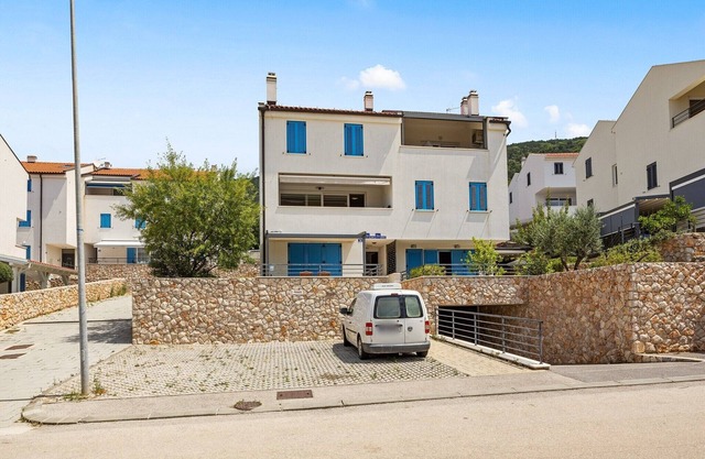 Apartamento vacacional con vistas al mar en Cres